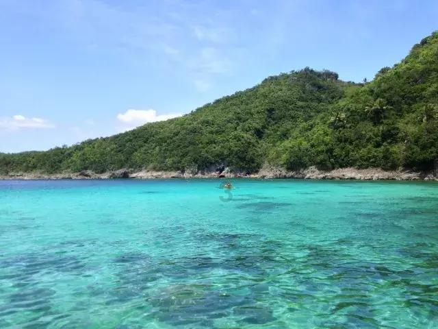 无论是艺考生还是文化生，竞争压力都很大，面临毕业找工作，压力大，怎么办？